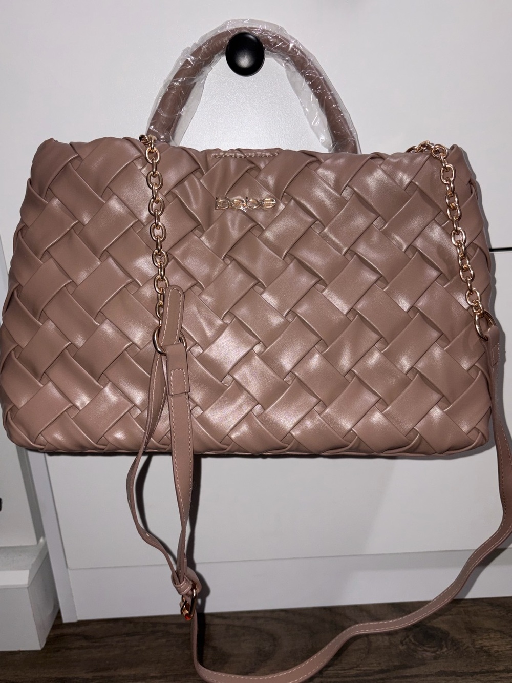 bebe Woven Top-Handle Shoulder Bag in Mauve Taupe